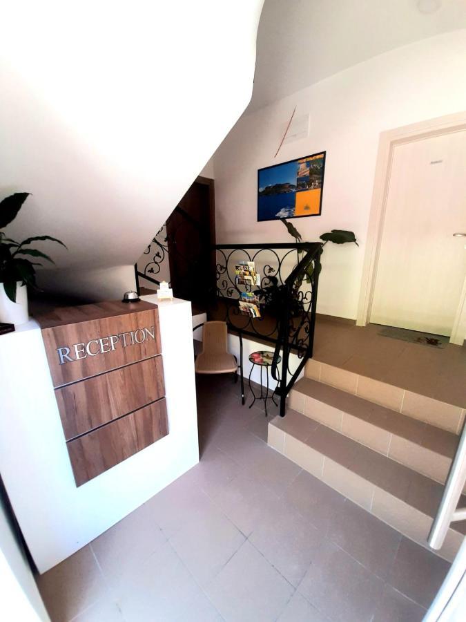 Apartments Sunrise Herceg Novi Extérieur photo